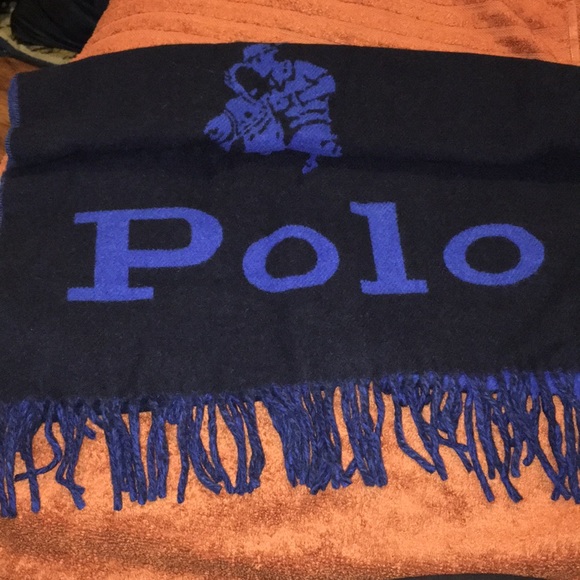 Men’s Polo Scarf